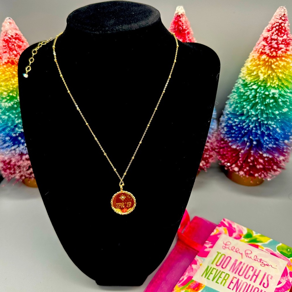 NWT-💖-Lilly Pulitzer-16 in Medallion-Monogramed-Station Chain Necklace